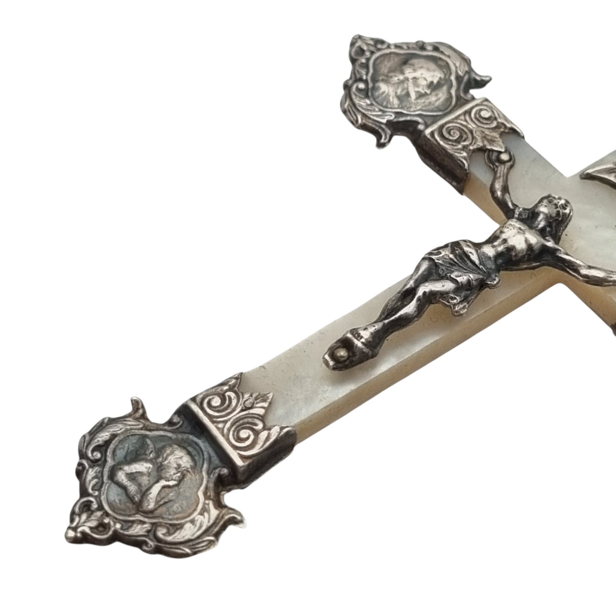 Antique silver and mother-of-pearl crucifix with religious medallions, Belle Époque, circa 1900