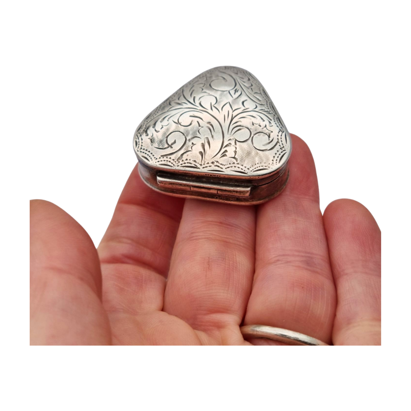 Triangular box made of 925 sterling silver, engraved with rounded edges, 1980s