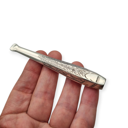 Antique Victorian cigarette holder in engraved silver with monogram cartouche, circa 1900-1925