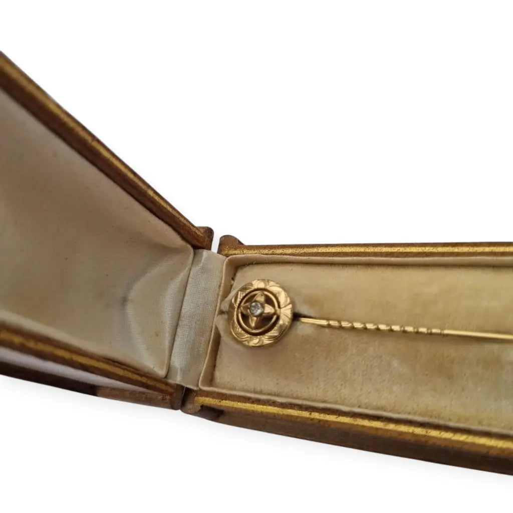Alfiler de corbata belle Epoque en su caja original Barcelona 1900-1910.