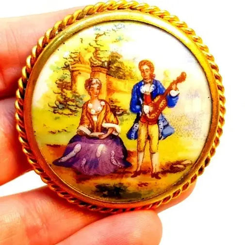 Broche limoges de escena romántica porcelana francesa para mujer.