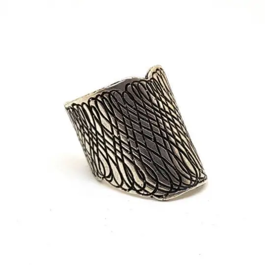 Anillo brutalista de plata ancho ajustable 1990 joyería antigua.