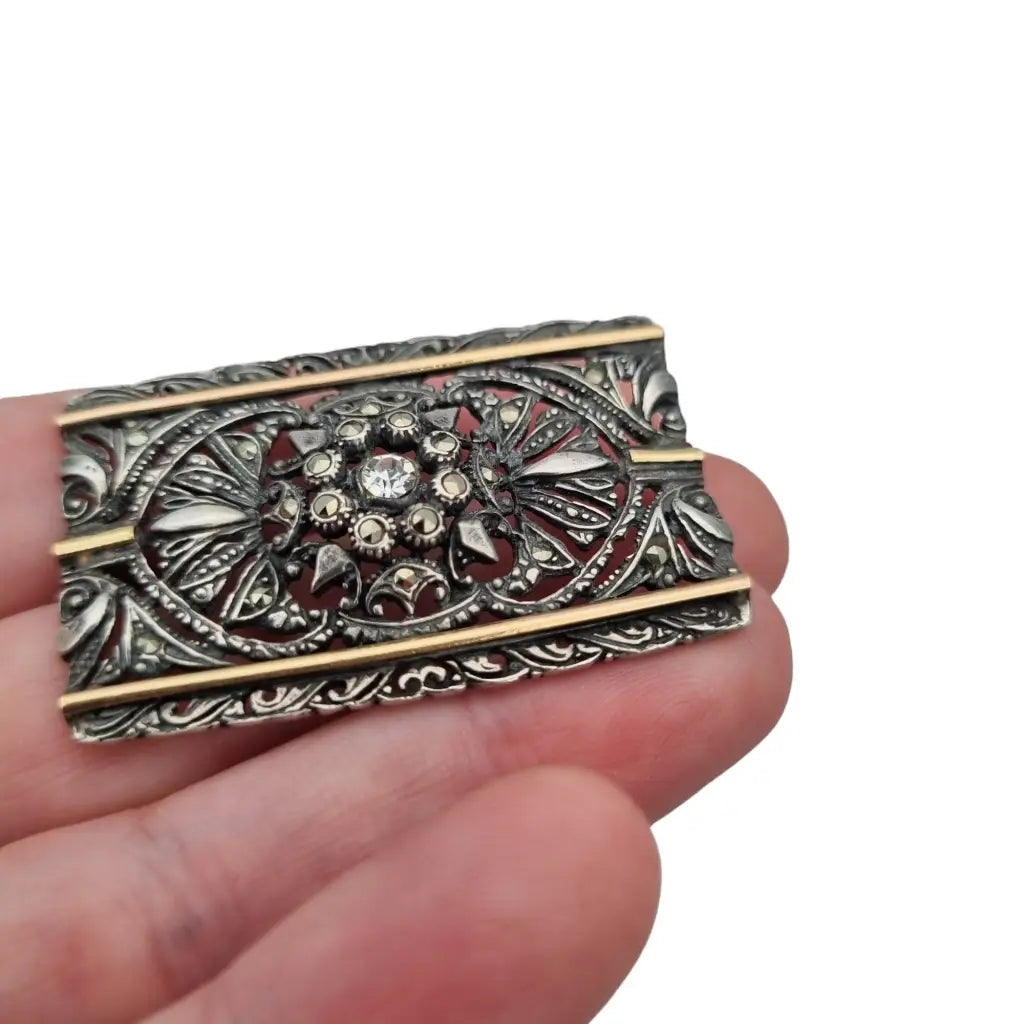 Broche de plata estilo victoriano antiguo para mujer sxx. Joyería antigua.