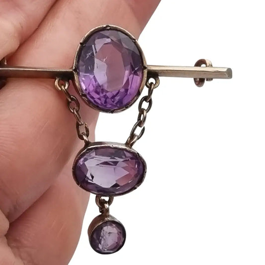 Broche antiguo de plata Art Déco con colgante color amatista para mujer circa