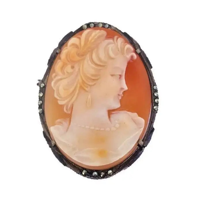 Broche camafeo de plata antigua concha tallada decorada con marquesitas regalos