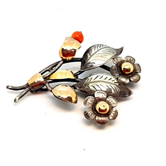 Broche de coral antiguo. plata oro y coral. Ramo flores.