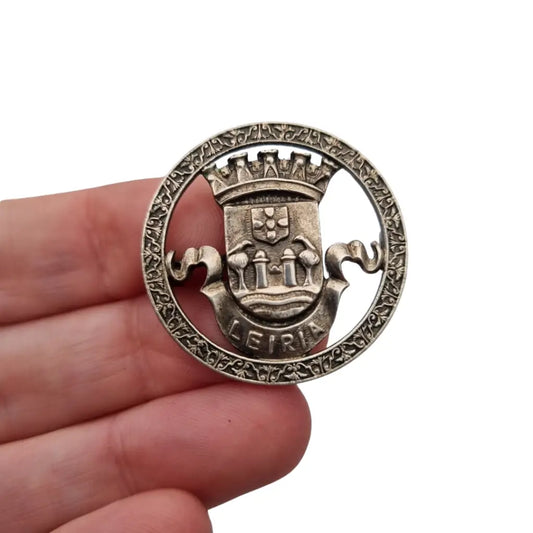 Broche de Plata con Escudo Leiria Portugal Diseño Heráldico