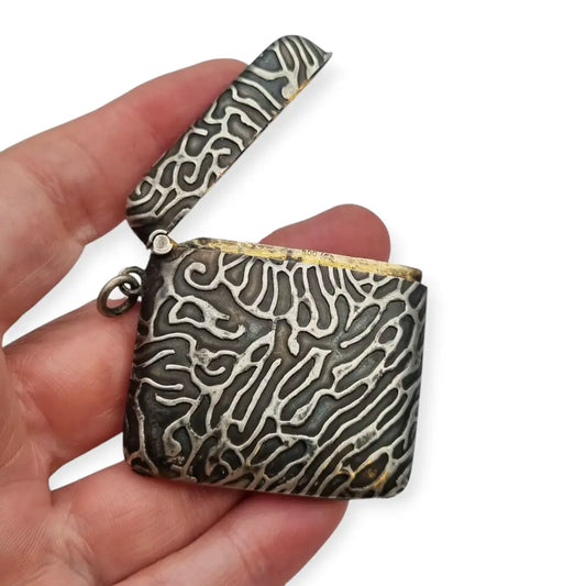 Caja de cerillas antigua Art Nouveau en plata alemana 800 para una chatelaine