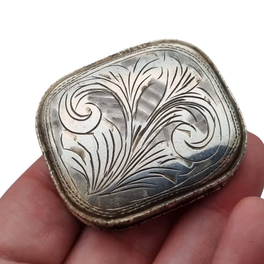 Caja Coleccionable Rectangular Antigua de Plata 800 Grabada Siglo XX.