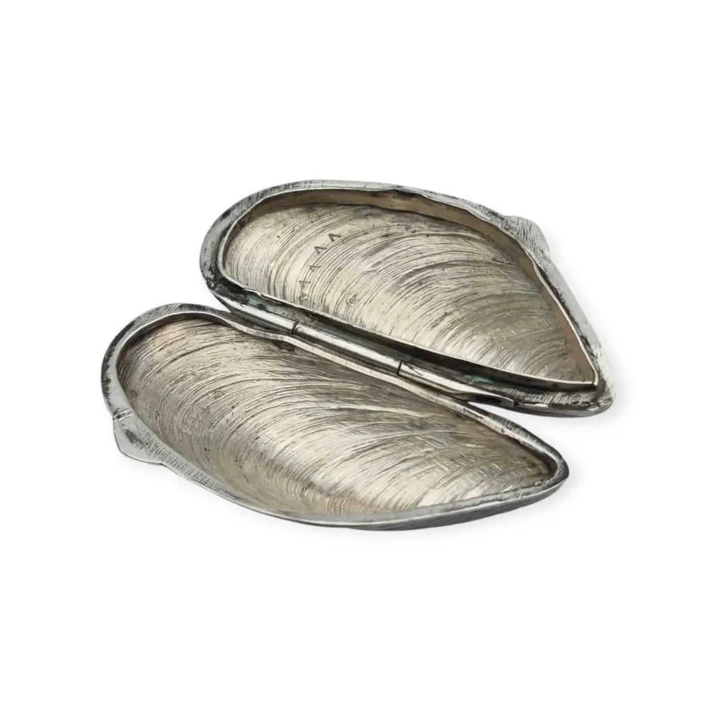 Caja de plata 800 vintage con forma mejillón cofre concha marina años