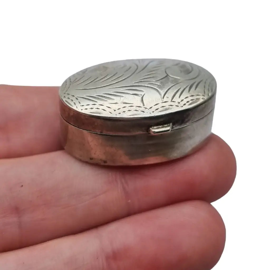 Caja vintage de plata 925 y exquisito troquelado. Circa 1990.