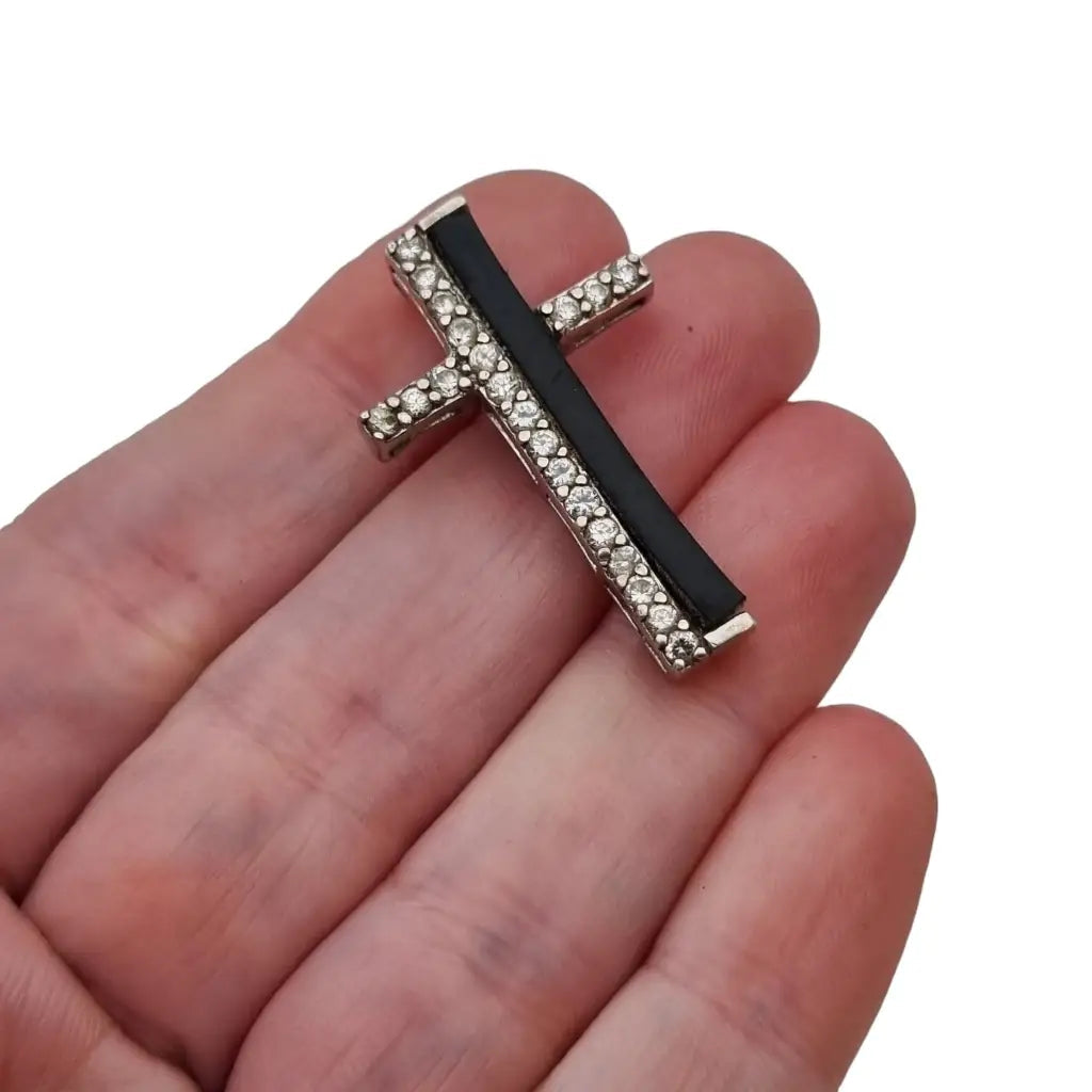 Colgante cruz zircon de madera diseño años 90 religiosa plata.