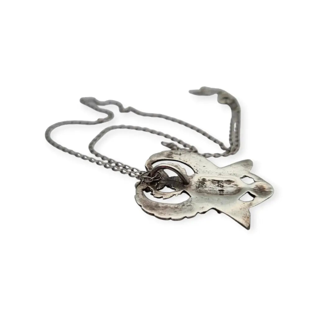 Colgante escarabajo egipcio en plata 925 estilo revival cadena incluida diseño