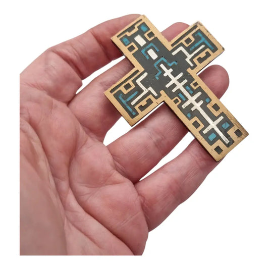 Cruz firmada Cecilia Toño hecho en mexico de plata 925 y metales mixtos