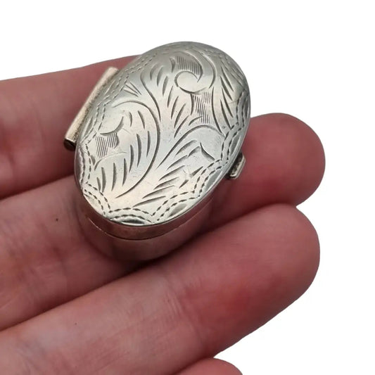 Caja vintage de plata 925 y exquisito troquelado. Circa 1990.