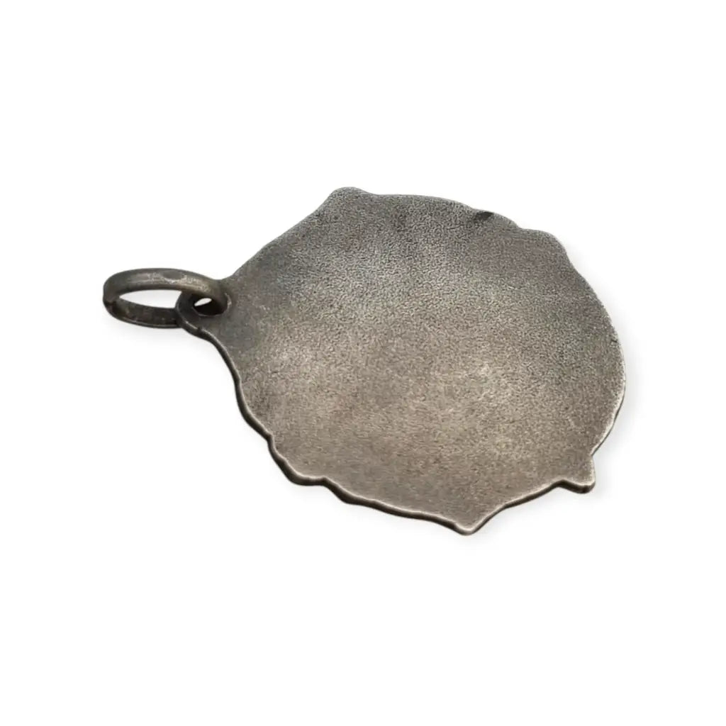 Medalla Art Nouveau antigua en plata con Virgen diseño floral religioso circa