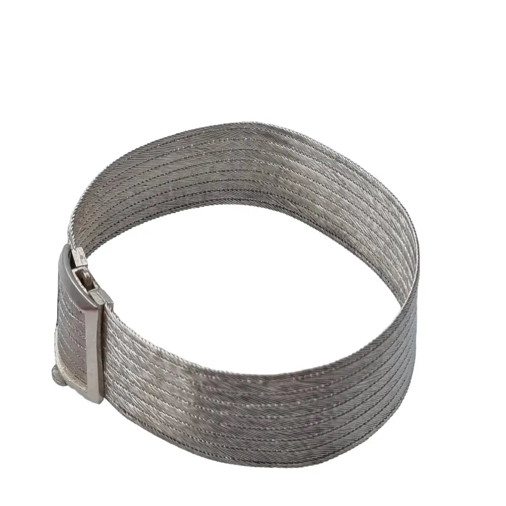 Pulsera silver trabzon hebilla flexible tejida a mano con alambre de plata.