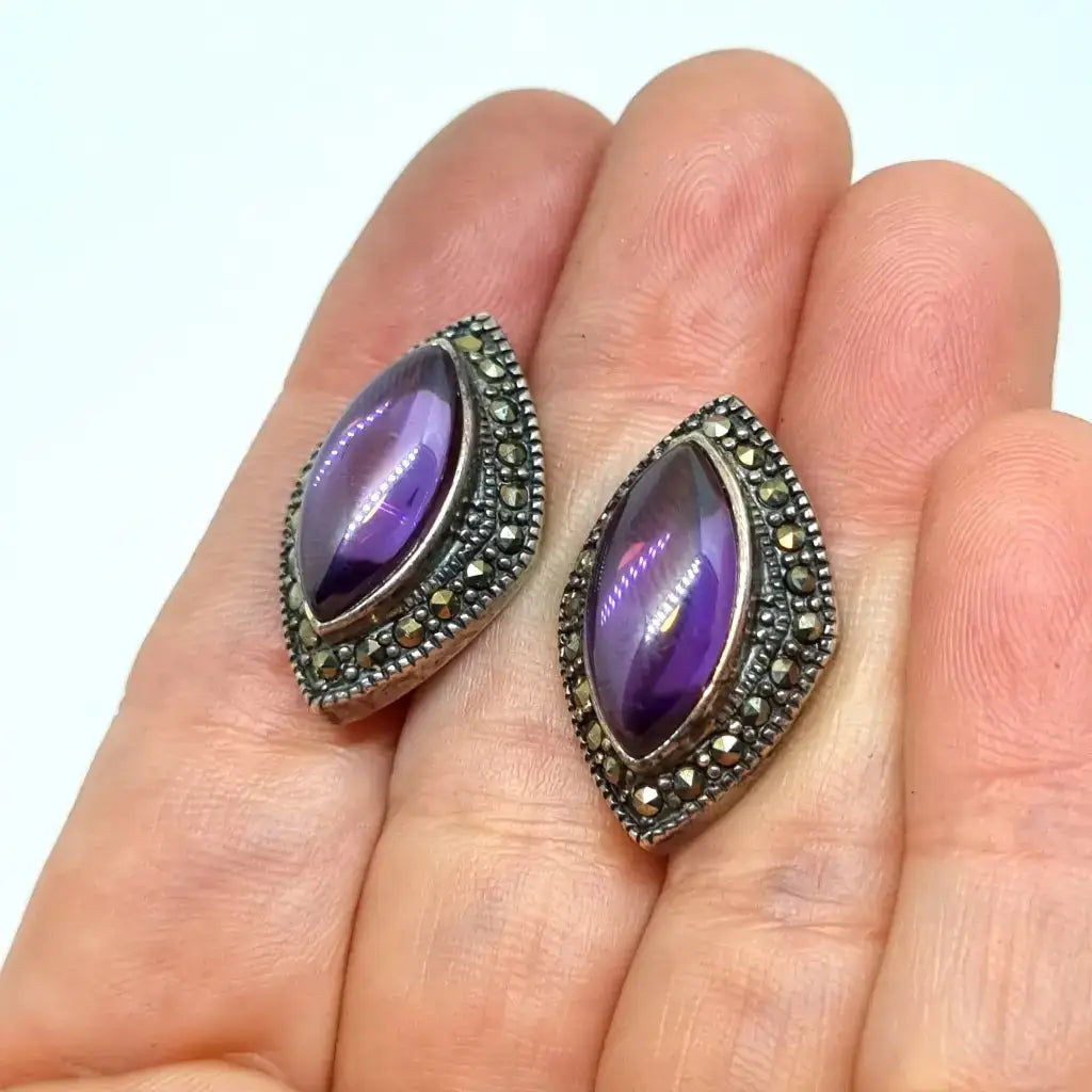 Pendientes de plata y marcasitas. Piedra lila. 925. Circa 1990. Joyería antigua.