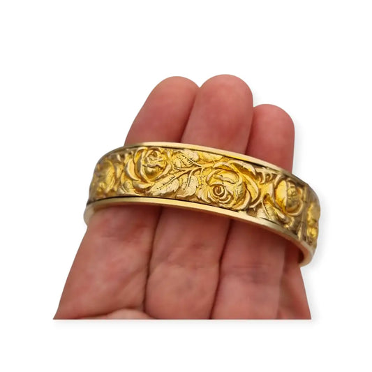 Pulsera Vintage Rosa Repujada Chapada en Oro Estilo Romántico. Años 40.