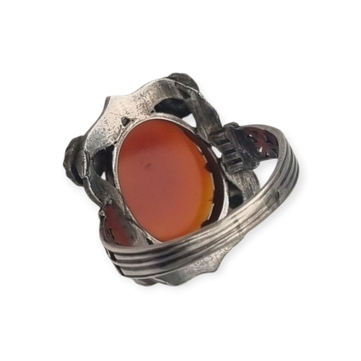 Antique Art Deco silver and carnelian ring with floral decoration, France 1950s