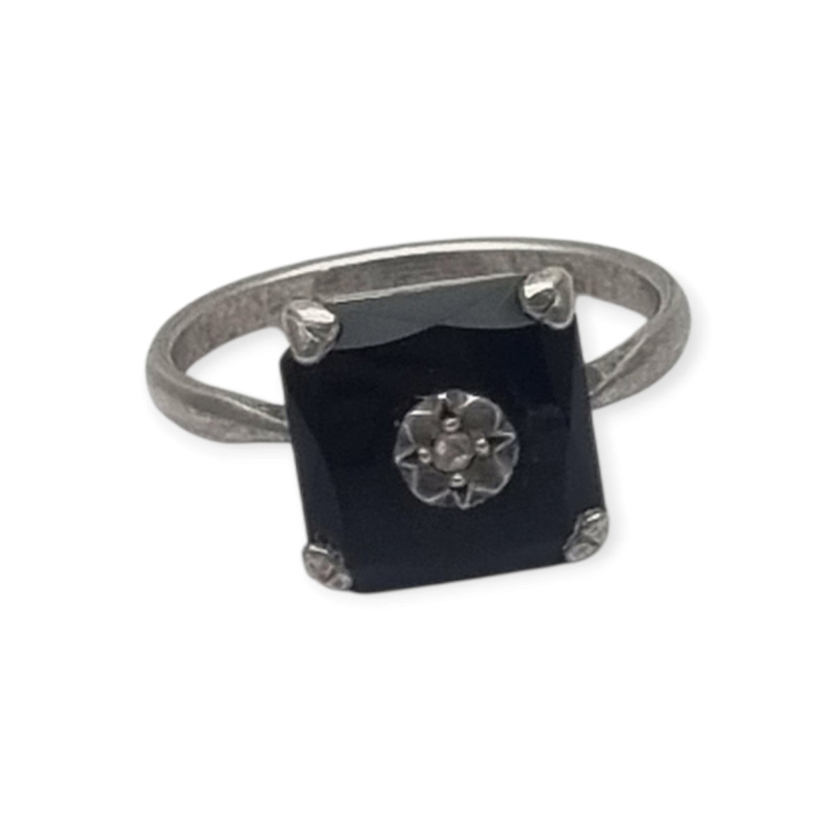 Anillo antiguo Art Déco de plata, ónix negro y topacio, circa 1920-1935