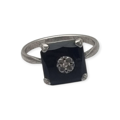 Anillo antiguo Art Déco de plata, ónix negro y topacio, circa 1920-1935