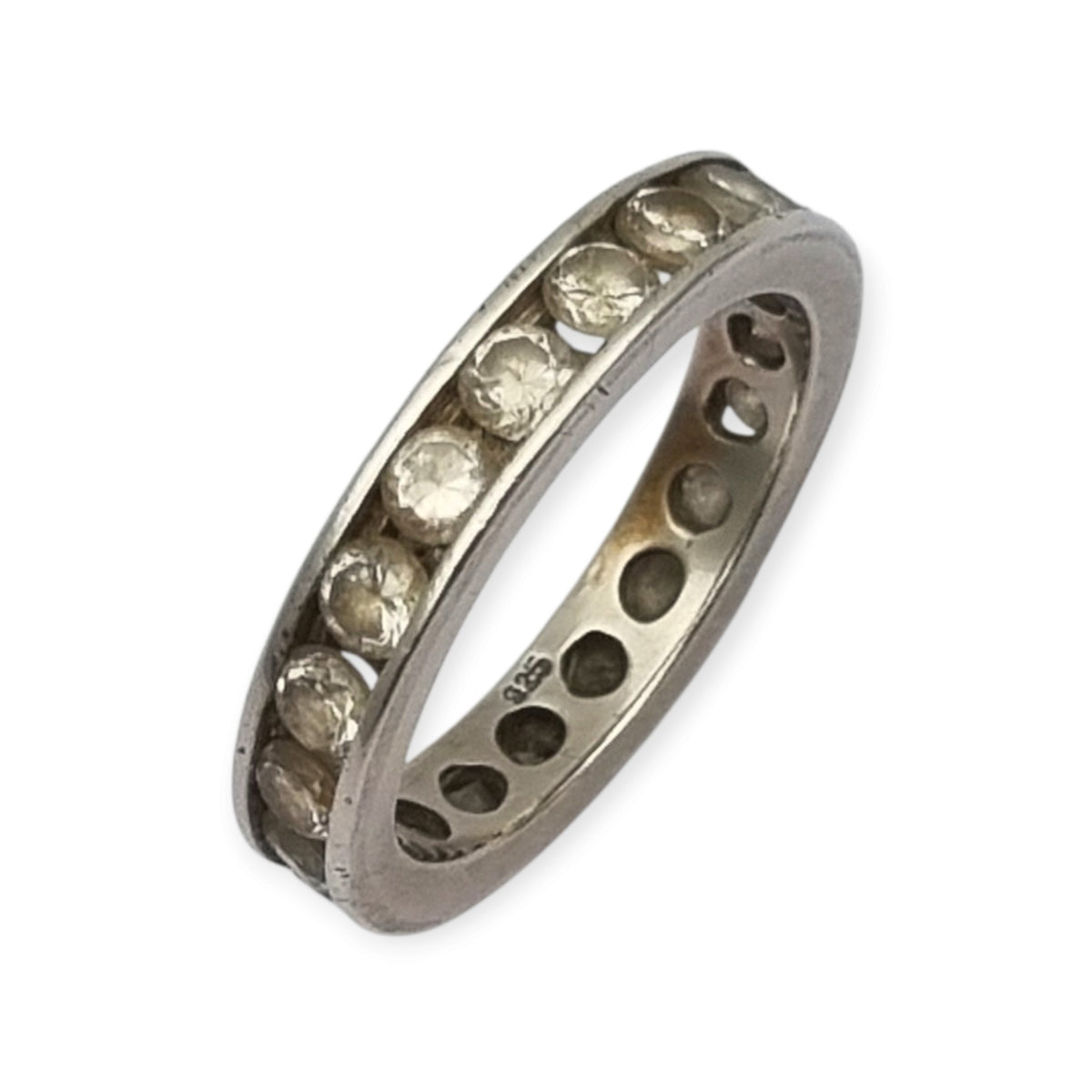 Anillo vintage eternity de plata con circonitas en carril, alianza completa, años 80