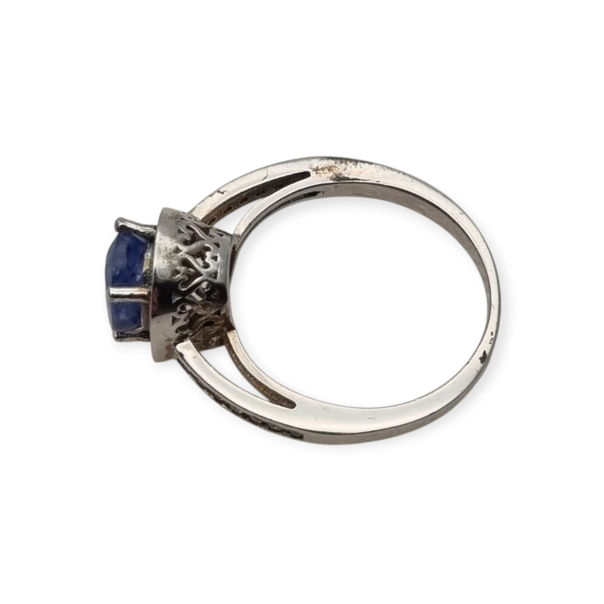 Vintage 925 sterling silver ring with blue stone, Diana style with halo, circa 1990-2000