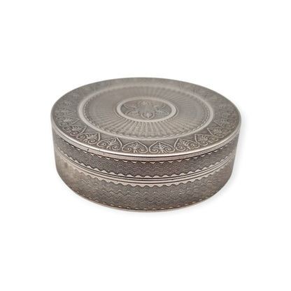 Caja Belle Epoque redonda francesa de plata guilloché de Albert Deflon, París, 1907–1920
