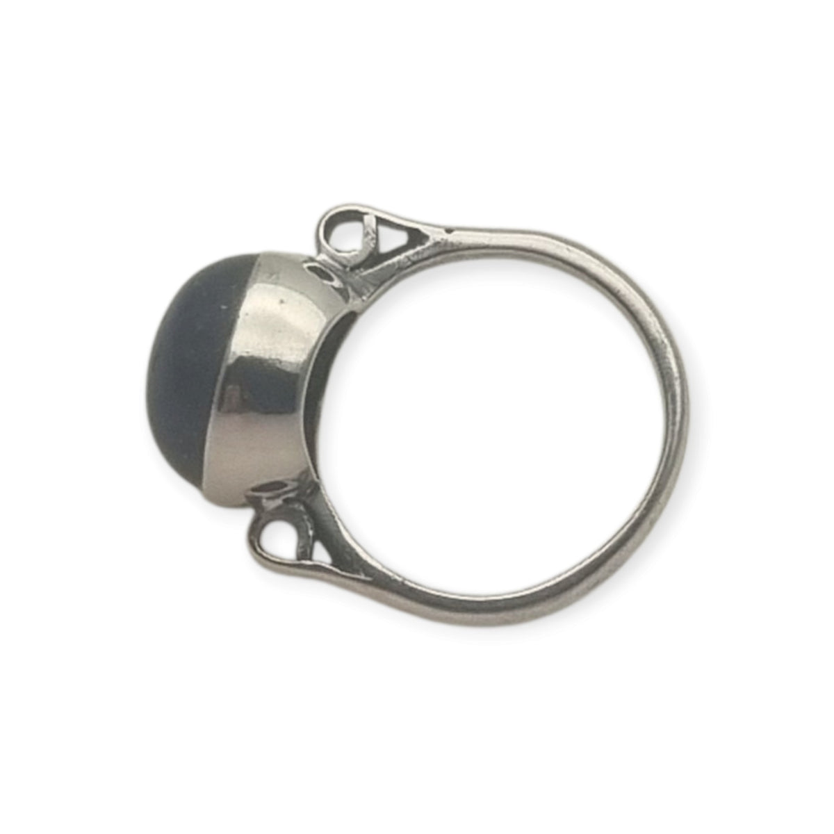 Classic Vintage Silver Ring with Oval Lapis Lazuli and Scrollwork Sides, 1980s–90s