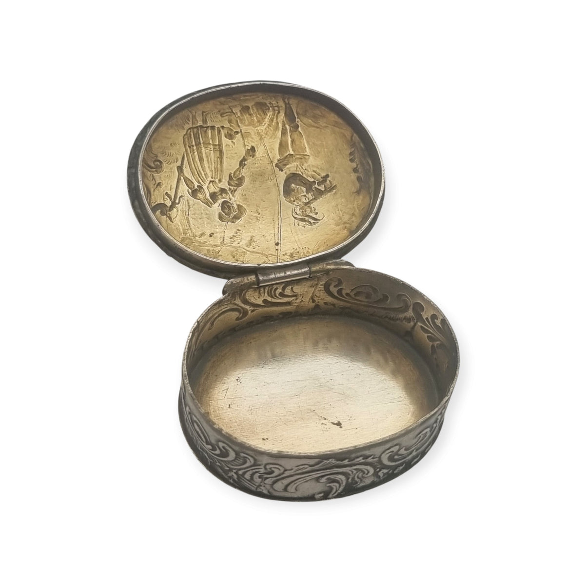 Antique Hanau silver historicist box with pastoral scene, Germany, circa 1900