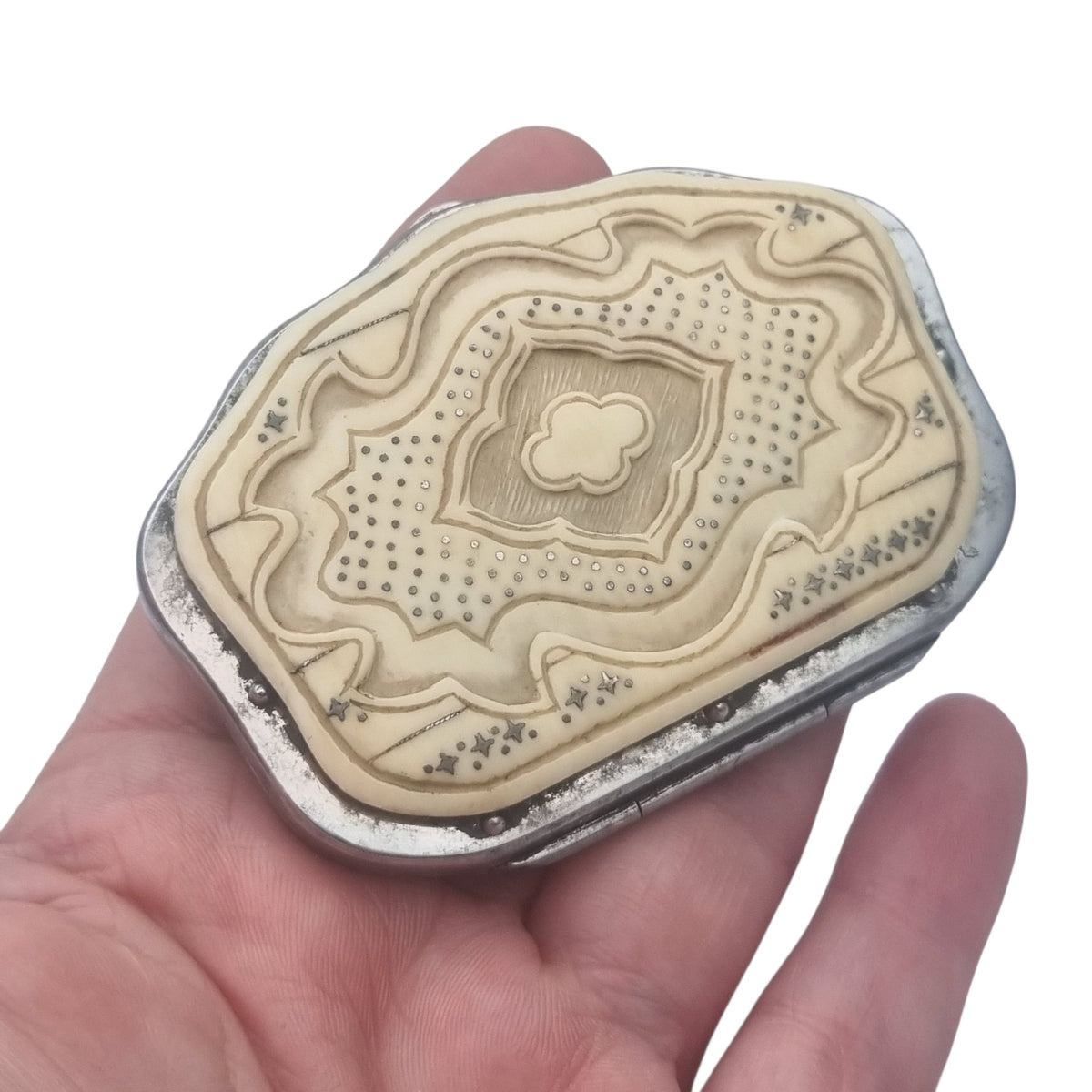 Antique French Belle Époque galalith coin purse with piqué decoration, circa 1900–1910