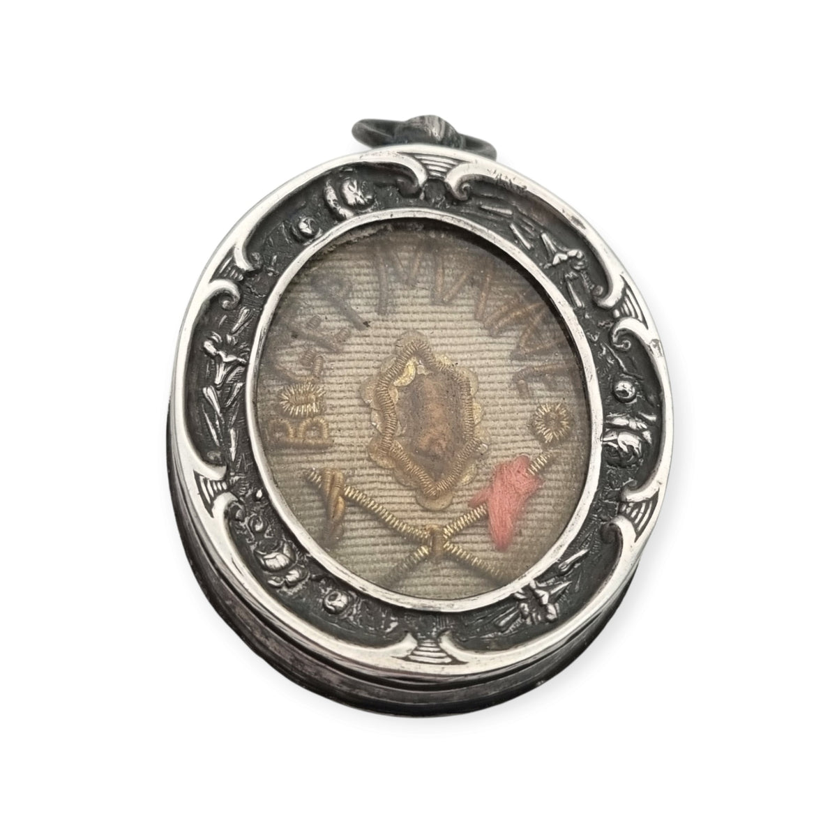 Relicario antiguo de plata de la beata Germana de Pibrac con lacre conservado, siglo XIX