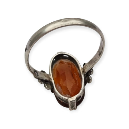 Vintage Art Deco silver ring with cognac-colored glass and geometric decoration, Europe, ca. 1950–1960