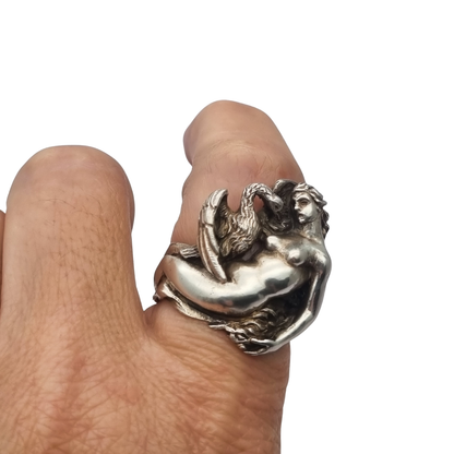 Mythological Leda and the Swan ring in 800 Italian silver, 20th century Art Nouveau sculptural style