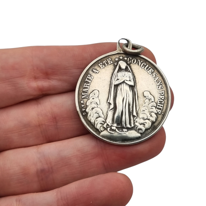French silver medal of the Immaculate Conception and Sacred Heart, signed Waag, ca. 1880-1905