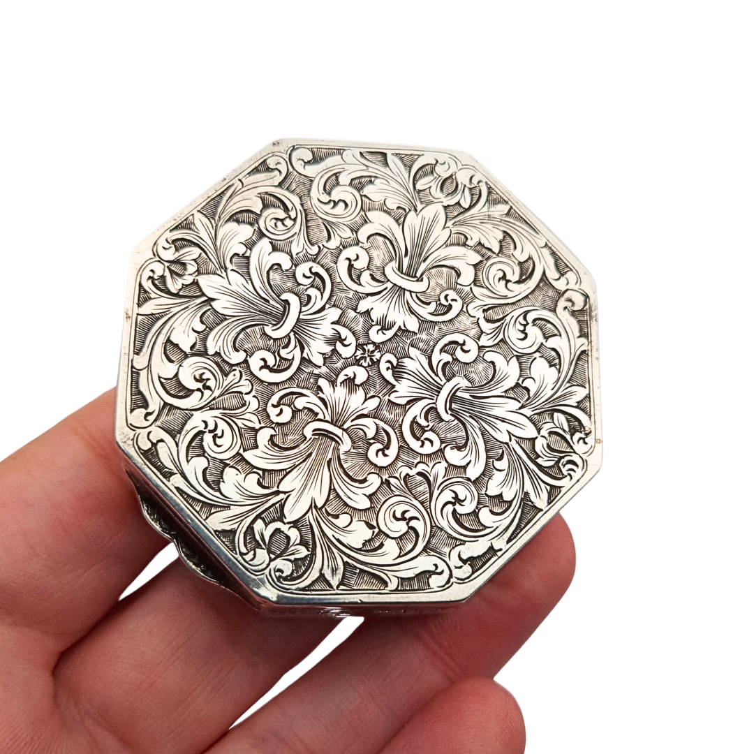 800 Silver Hexagonal Floral Box in Baroque Revival Style, Italy circa 1930