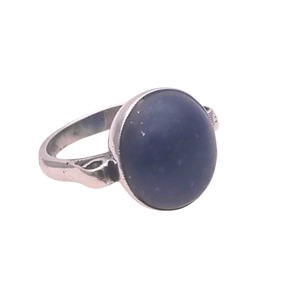 Classic Vintage Silver Ring with Oval Lapis Lazuli and Scrollwork Sides, 1980s–90s