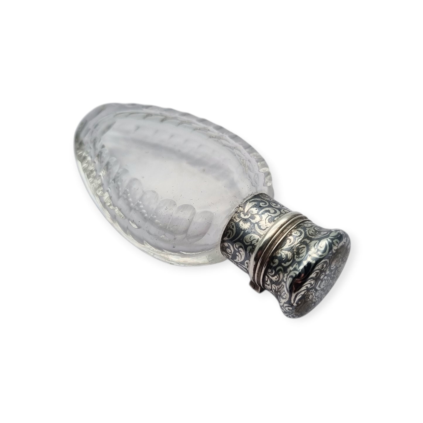 Victorian perfume bottle in cut glass and nielloed silver, circa 1890