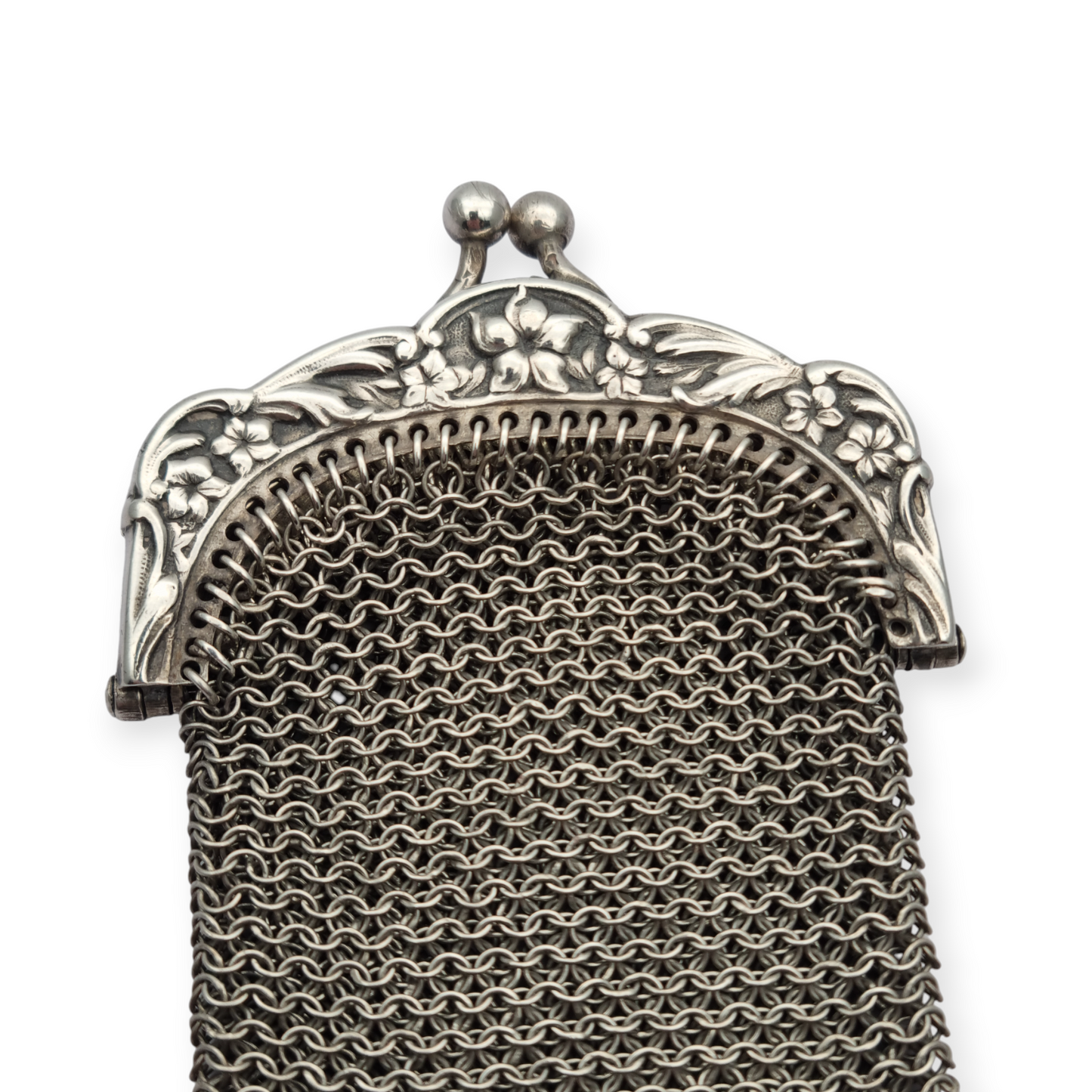 Art Nouveau silver coin purse with embossed floral clasp, circa 1900