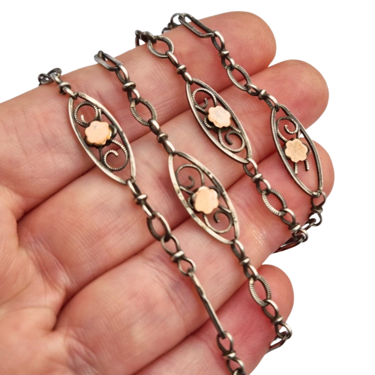 Collar Napoleón III en plata y oro rosa relleno circa 1890 con flores caladas