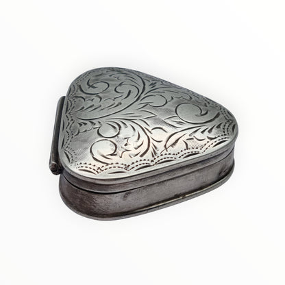 Triangular box made of 925 sterling silver, engraved with rounded edges, 1980s