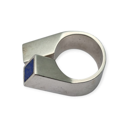 Brutalist ring in 925 silver with geometric design lapis lazuli, Spain 1970–1980