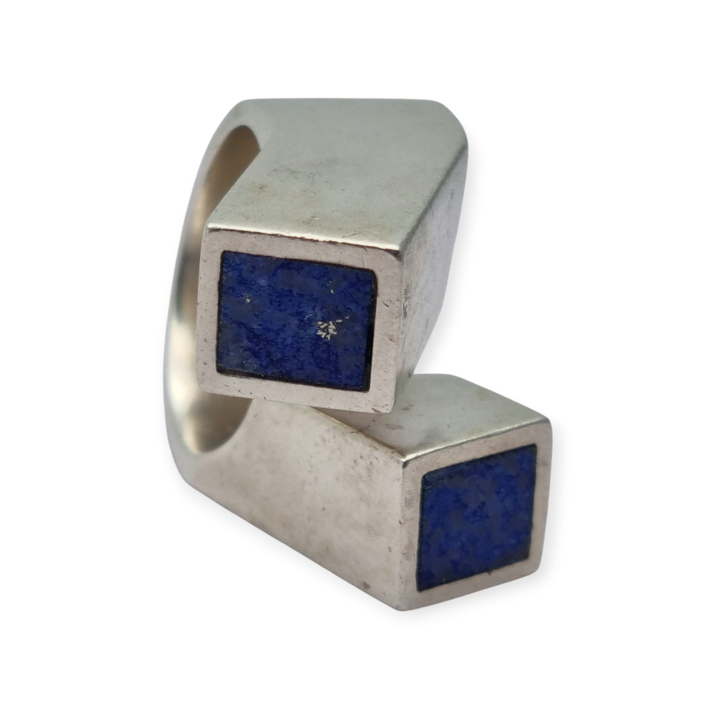 Brutalist ring in 925 silver with geometric design lapis lazuli, Spain 1970–1980
