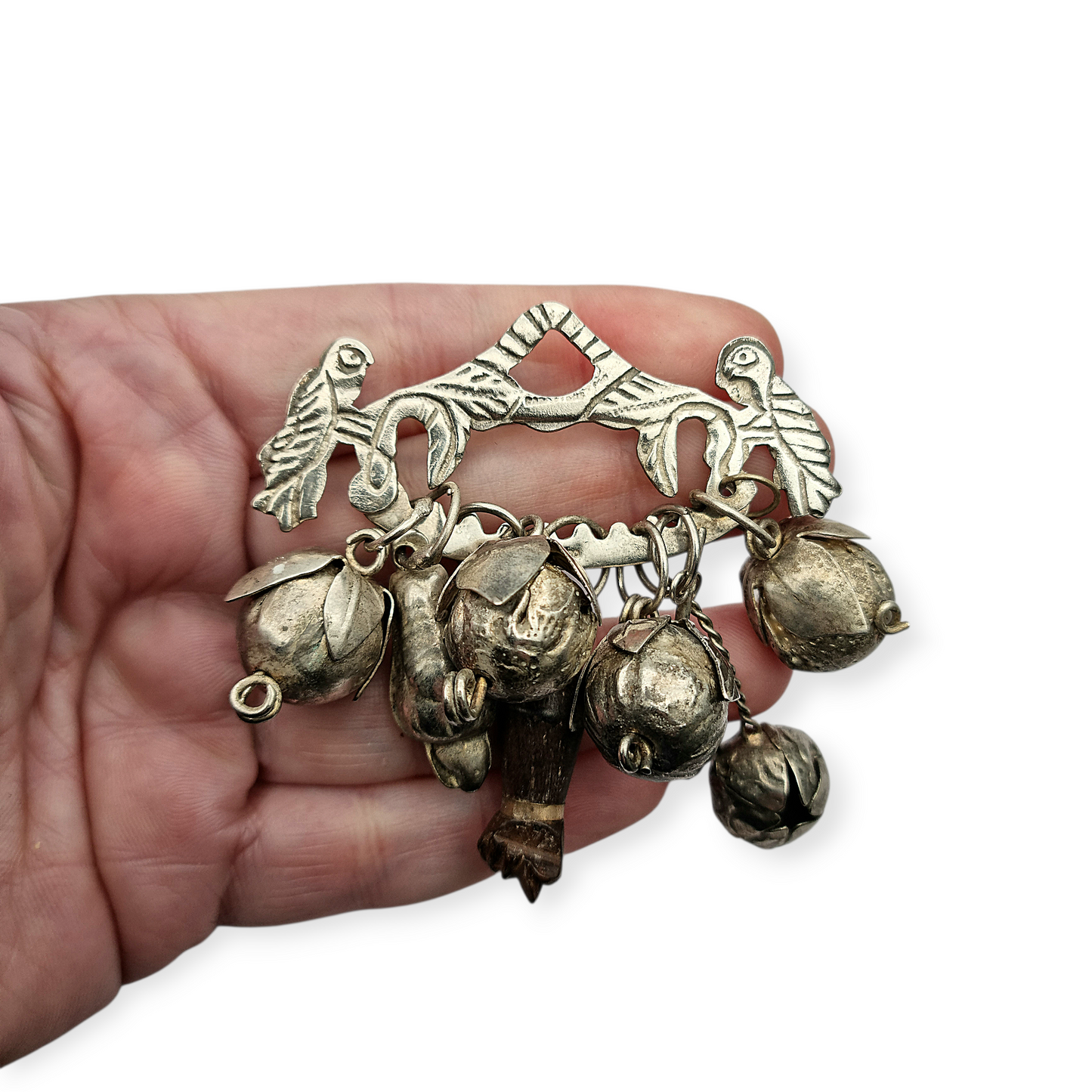 Penca Brasileña de Balangandán Ragastens en plata 900, broche amuleto 1950.