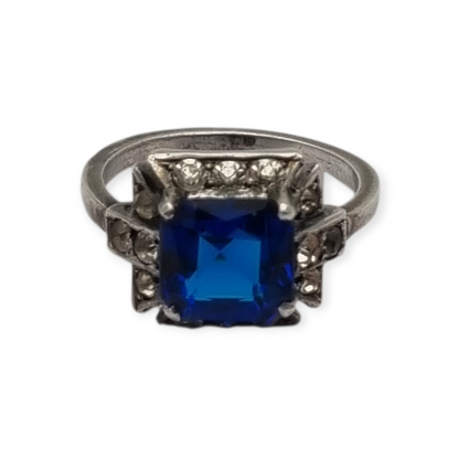 Anillo cóctel plata con piedra azul facetada y pedrería, estilo elegante talla 13, 1980