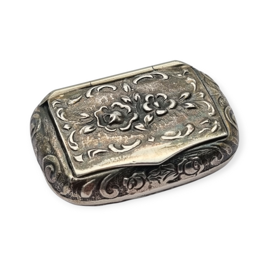 Caja pequeña plata 925 italiana grabada con flores, Milano, circa 1970