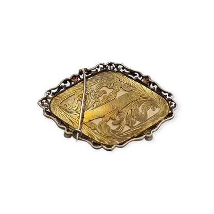 Broche victoriano miniatura pintada firmado Vultur de plata y vermeil, circa 1880