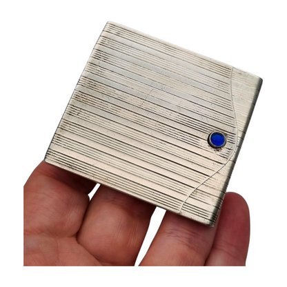 Caja de cerillas Art Deco en plata 800 estriada con cabujón azul, Europa 1930-40