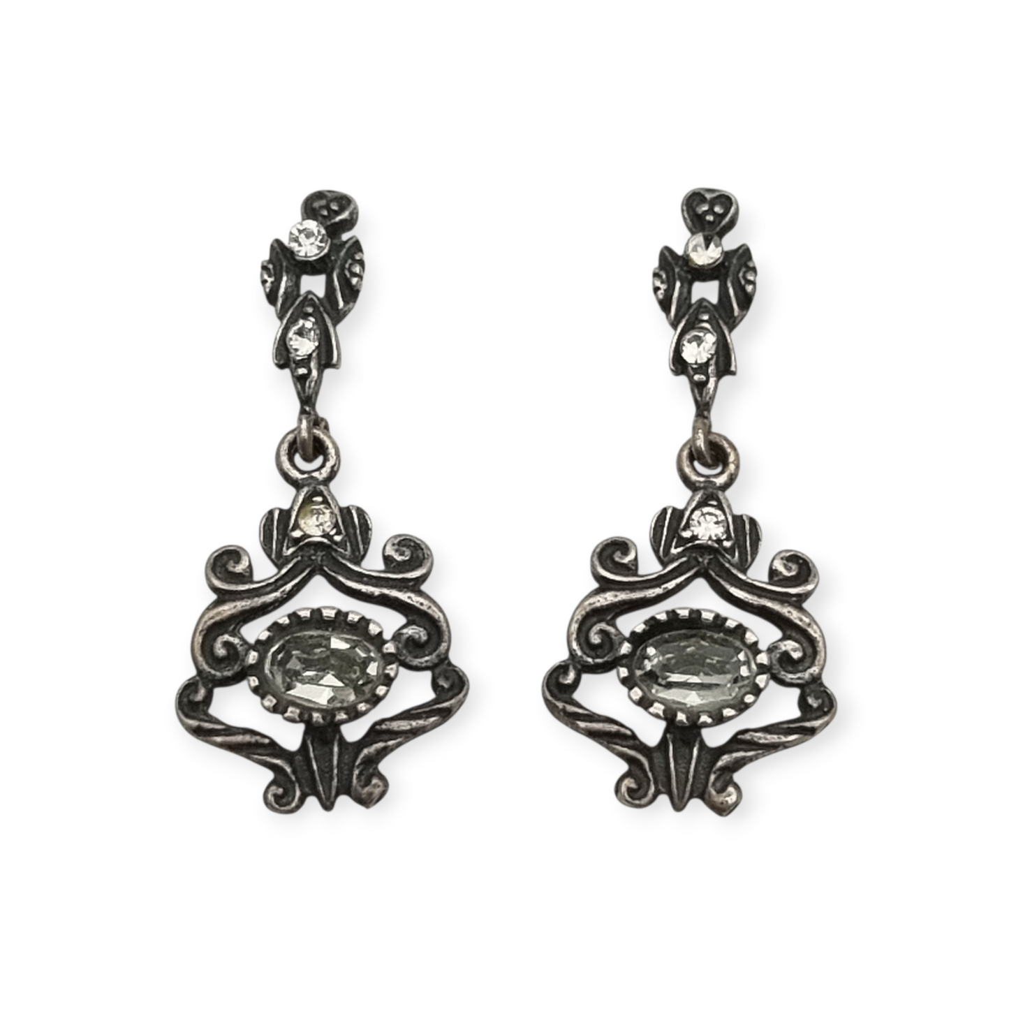 Pendientes de plata con pedrería blanca regionales, estilo barroco revival años 70